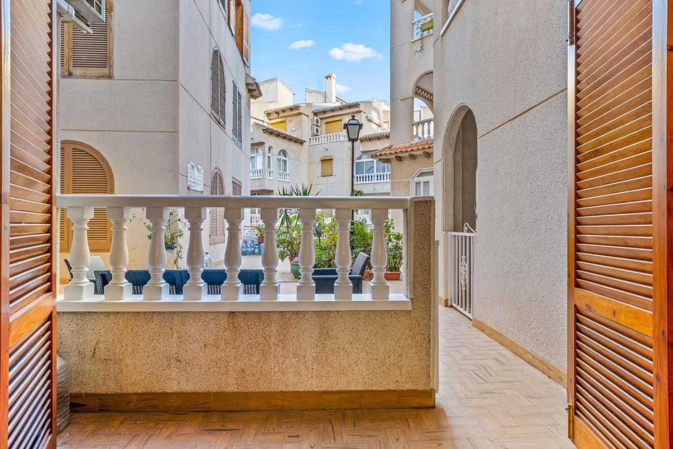 Apartamento Estefany A 100 M De Playa Торевьиа Экстерьер фото